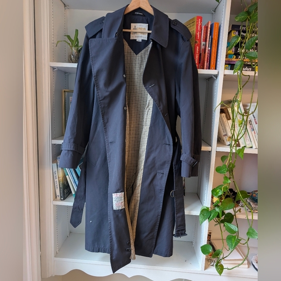 Vintage London Fog Trench Coat Lightweight Oversized Navy Plaid Lining Large 42R - Picture 13 of 15